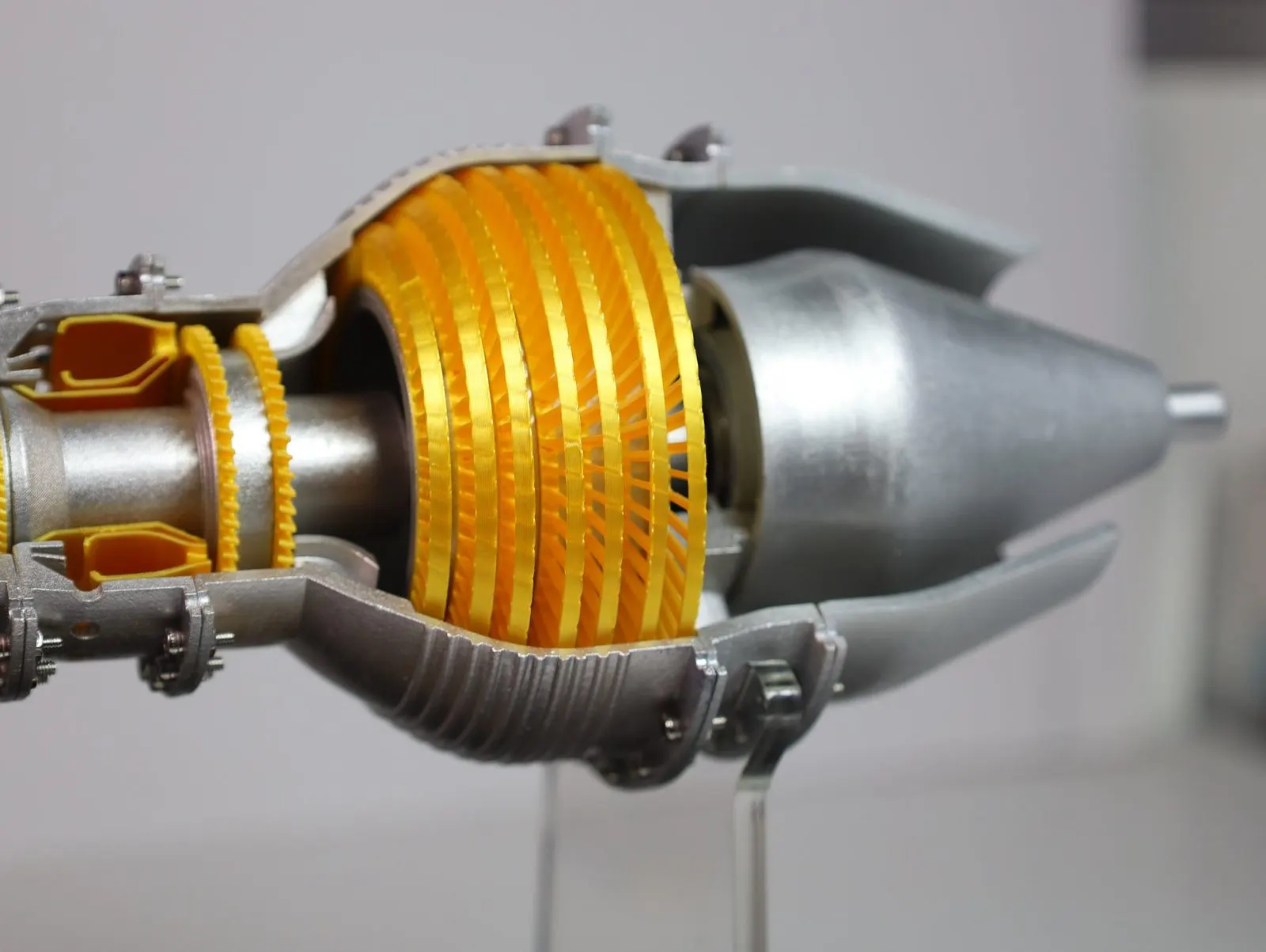 ST Engineering Jet Engine — photo 7