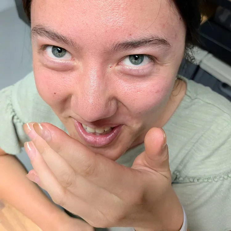 Ava