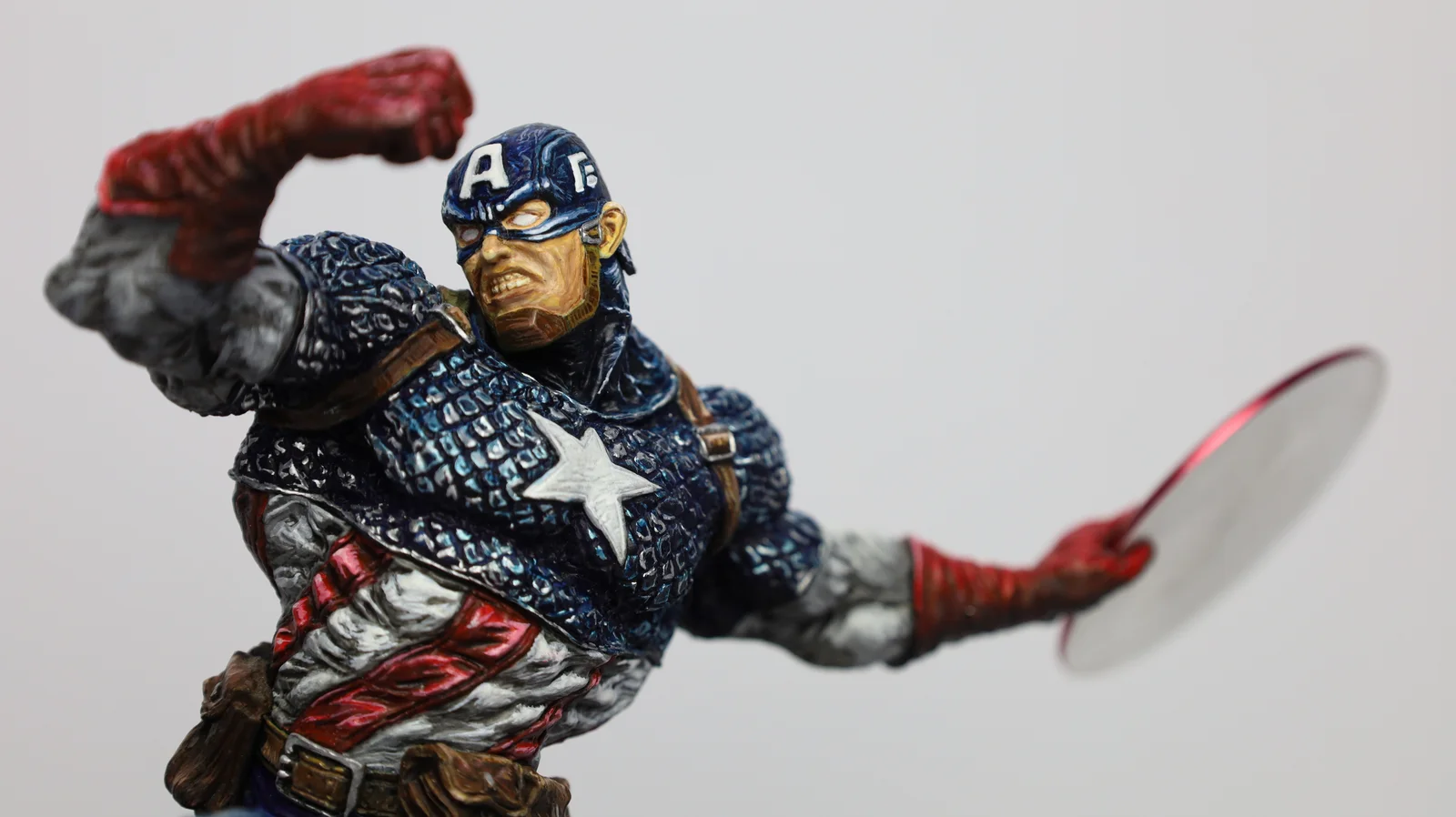 Captain America Figurine photo 1