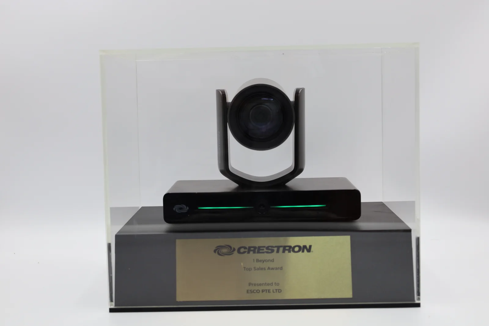 Crestron Camera Trophy photo 1