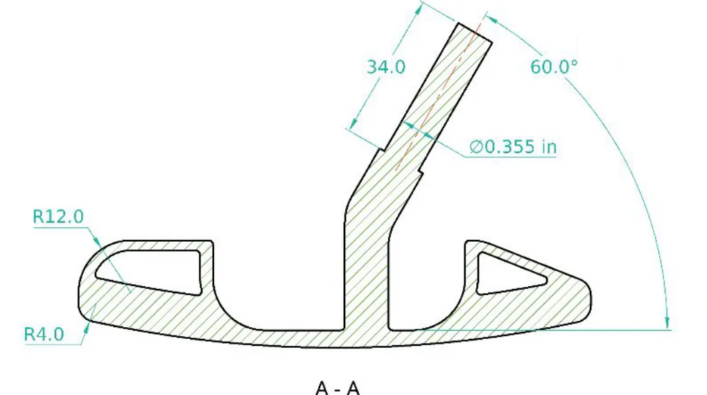 Section through the final design: a hollow pocket at each end of the head and a 34 mm hosel post, 0.355 inch across, set at 60 degrees
