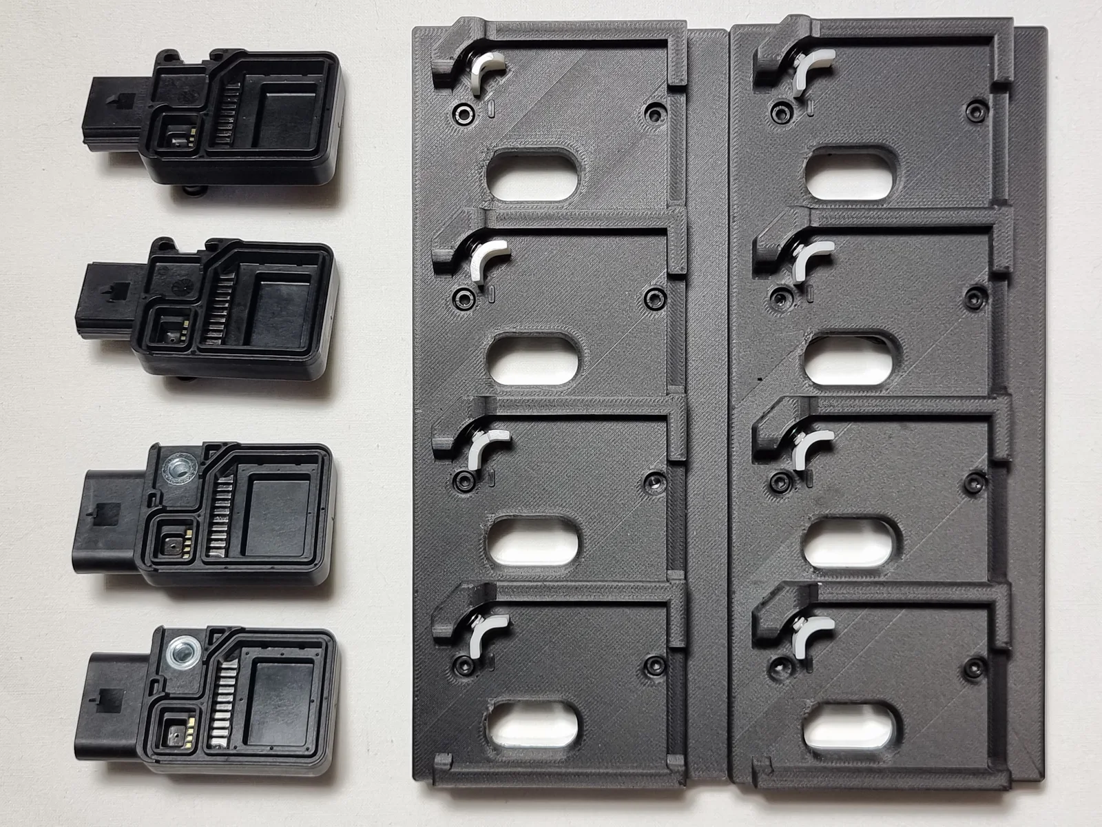 Electronic Parts Holding Jig