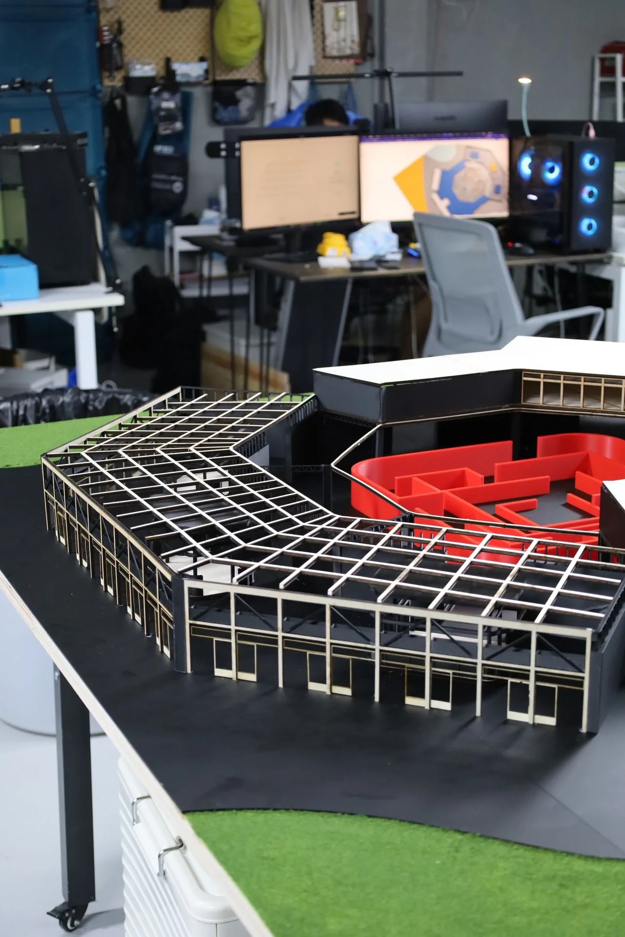 Faceted Laser-Cut Building Model photo 1