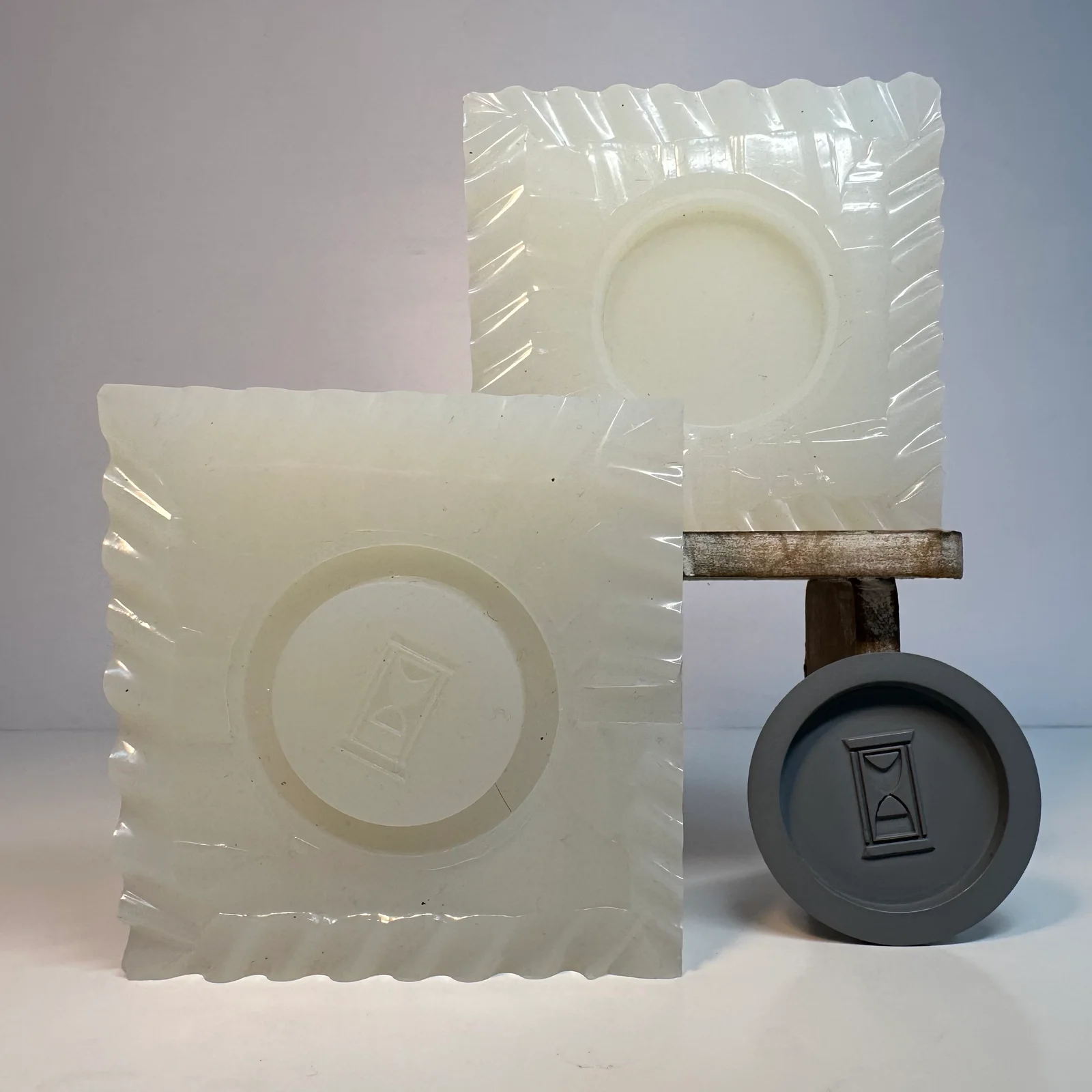 Silicone Emblem Mould photo 4