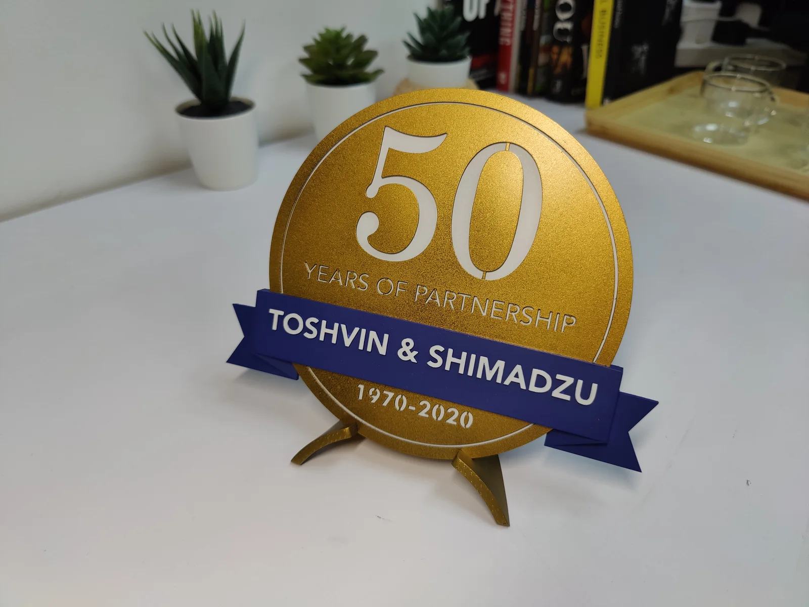 Toshvin & Shimadzu 50th Anniversary Trophy