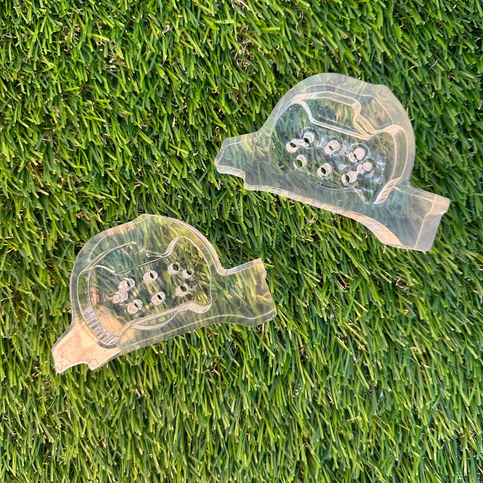 Transparent Embossed Dome photo 1