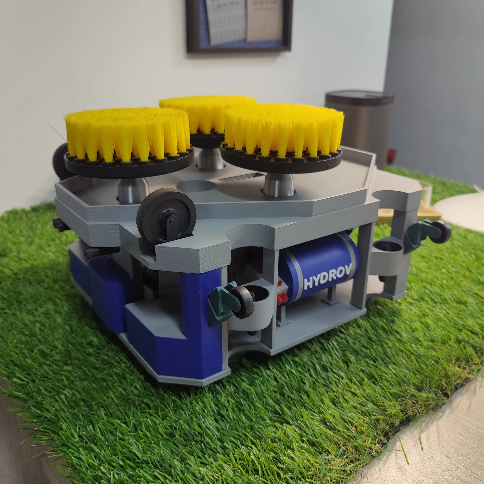 Underwater ROV Scale Model photo 1