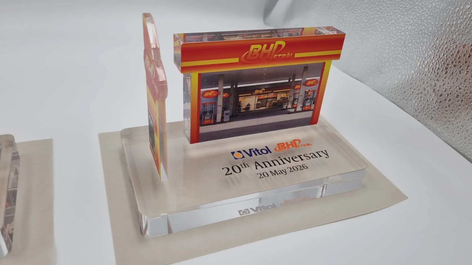 Vitol Asia Clear Acrylic Trophy photo 3