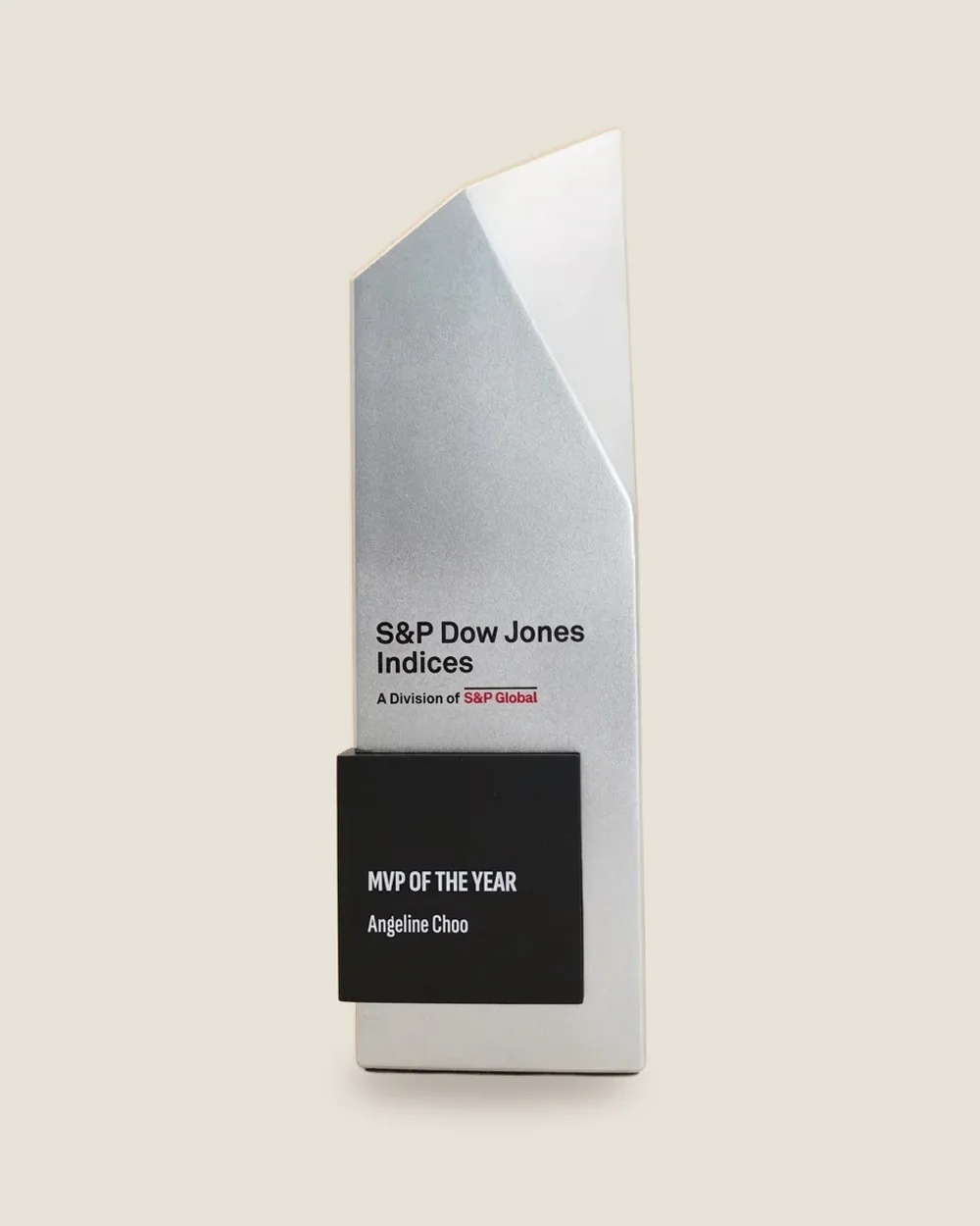 Pinnacle blade award in silver