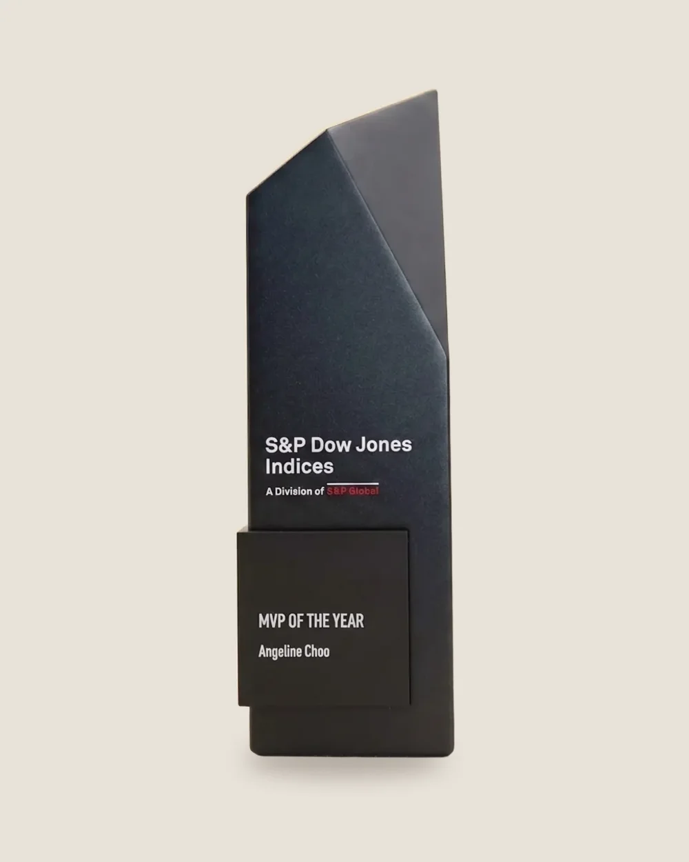 Pinnacle blade award in obsidian